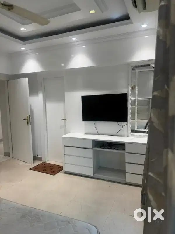 3 BHK Apartment in Park Circus, EM Bypass Corridor, Tangra, Ballygunge, Science City Area, Kolkata