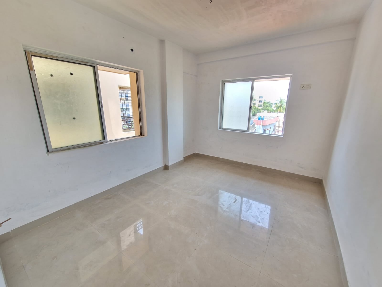 2 BHK Apartment in Kaikhali Chiriya More, Kolkata