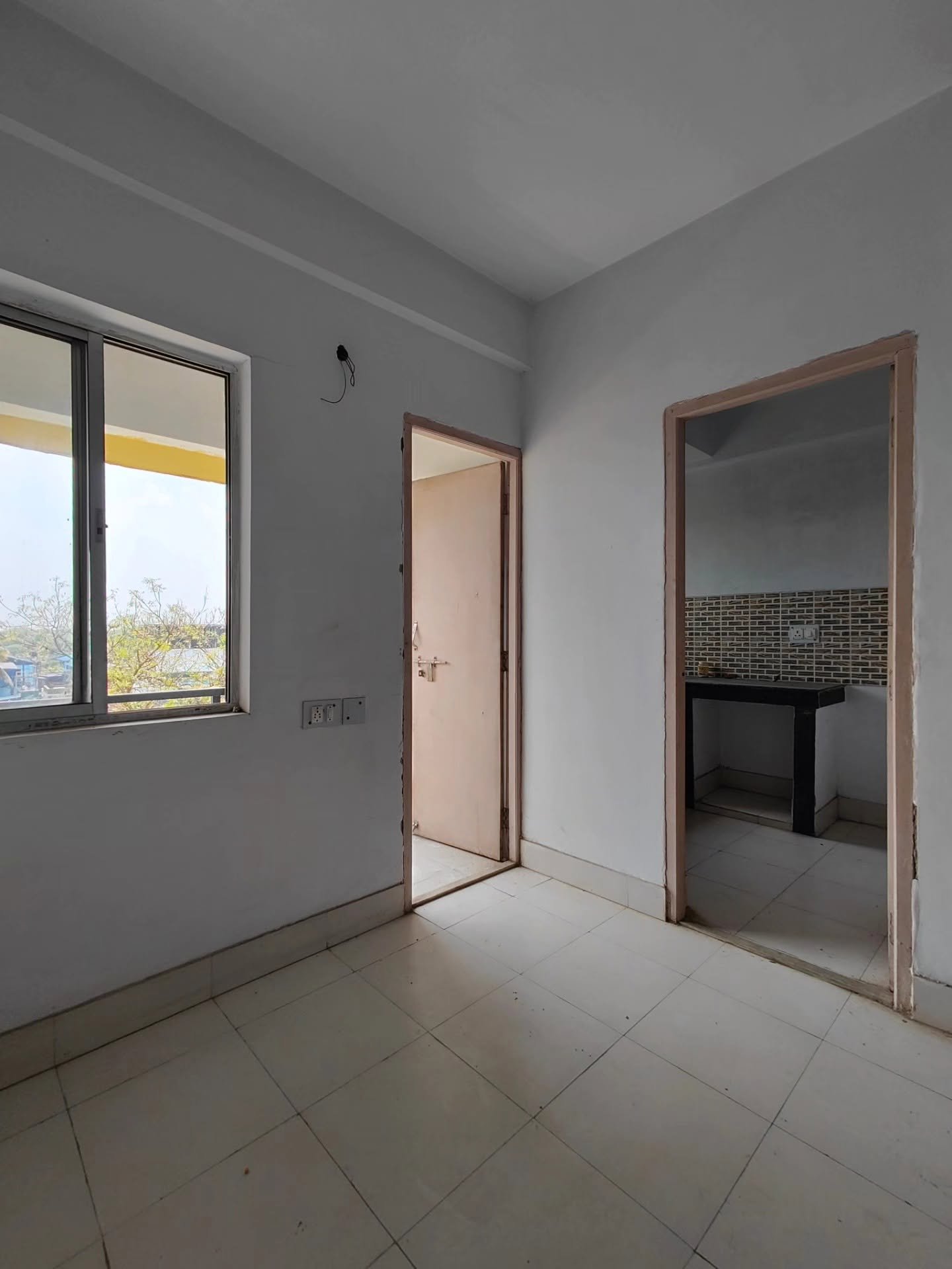 2 BHK Apartment in Rakshit More, Garia Boral Main Road, Kolkata