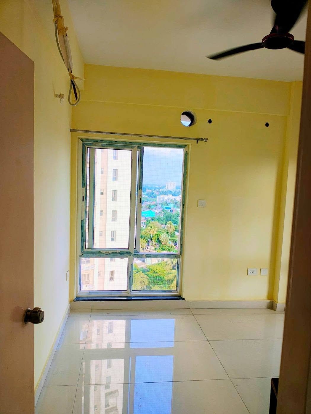 3 BHK Apartment in EM Bypass, Kamalgazi, Kolkata