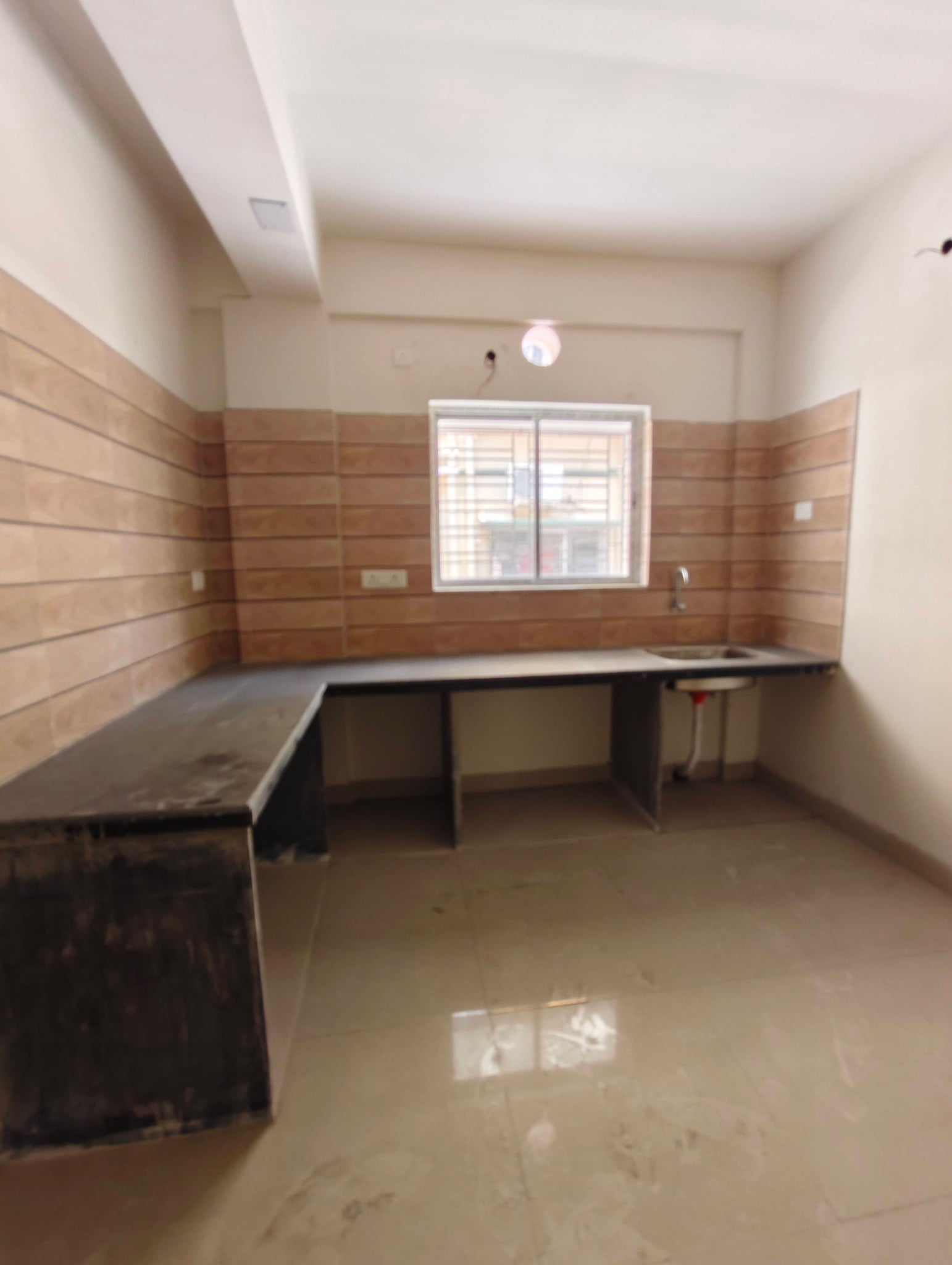 3 BHK House in Newtown Bus station Walking Distance , Kolkata